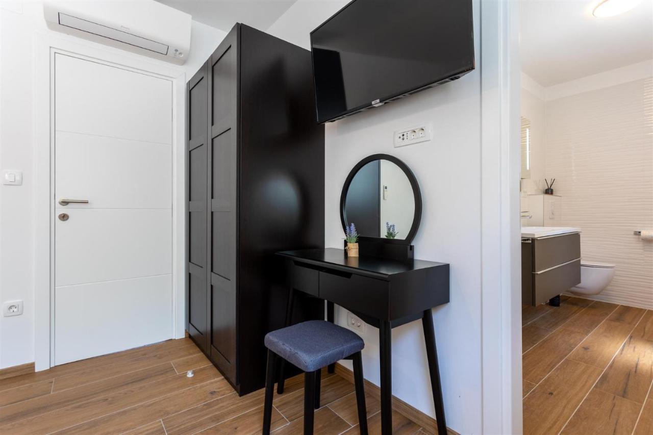 Villa Manhattan Dobrinj Екстер'єр фото