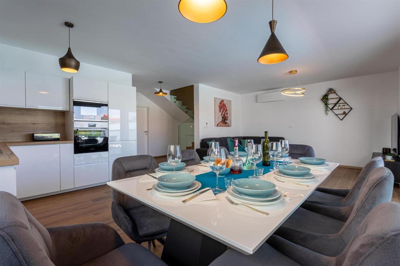 Villa Manhattan Dobrinj Екстер'єр фото