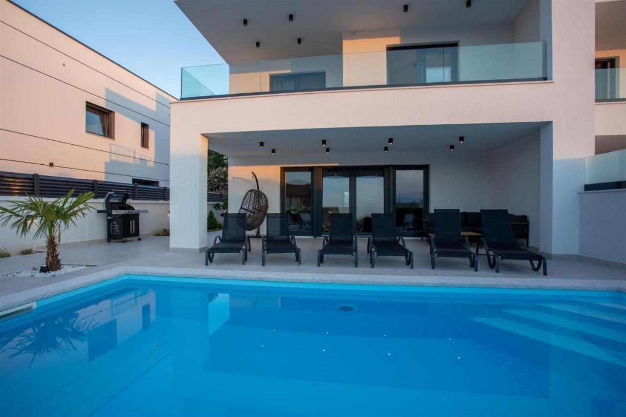 Villa Manhattan Dobrinj Екстер'єр фото